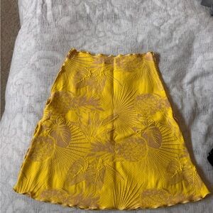Vibrant Yellow A-Line Mini Skirt for Night Out